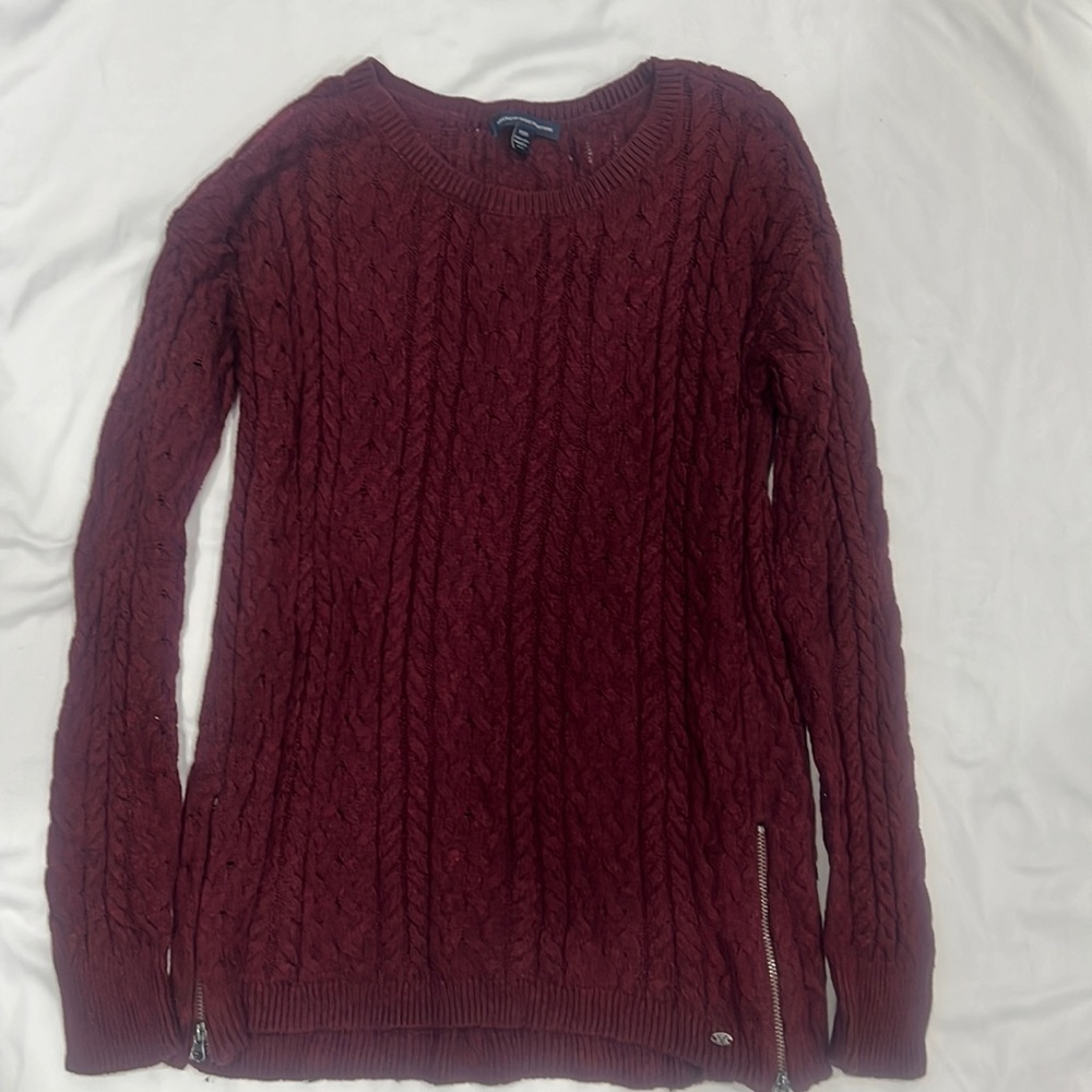 Women’s size medium American‎ Eagle knit Sweater